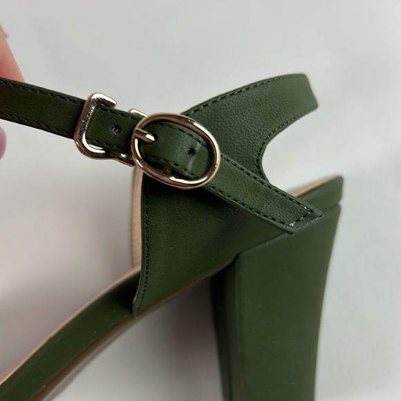 Nwot Zara Basic army green heel sandals 7 - Picture 4 of 8